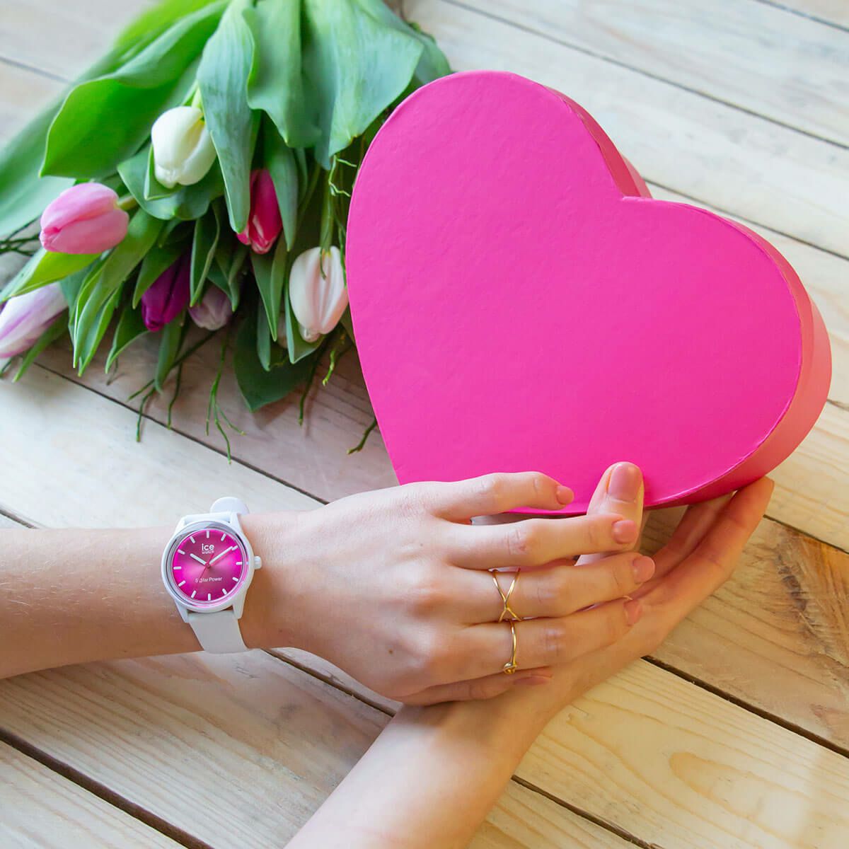 ICE-WATCH「〈ICE-WATCH(ｱｲｽｳｫｯﾁ)〉ICE solar power - コーラルリーフ - スモール」|腕時計|