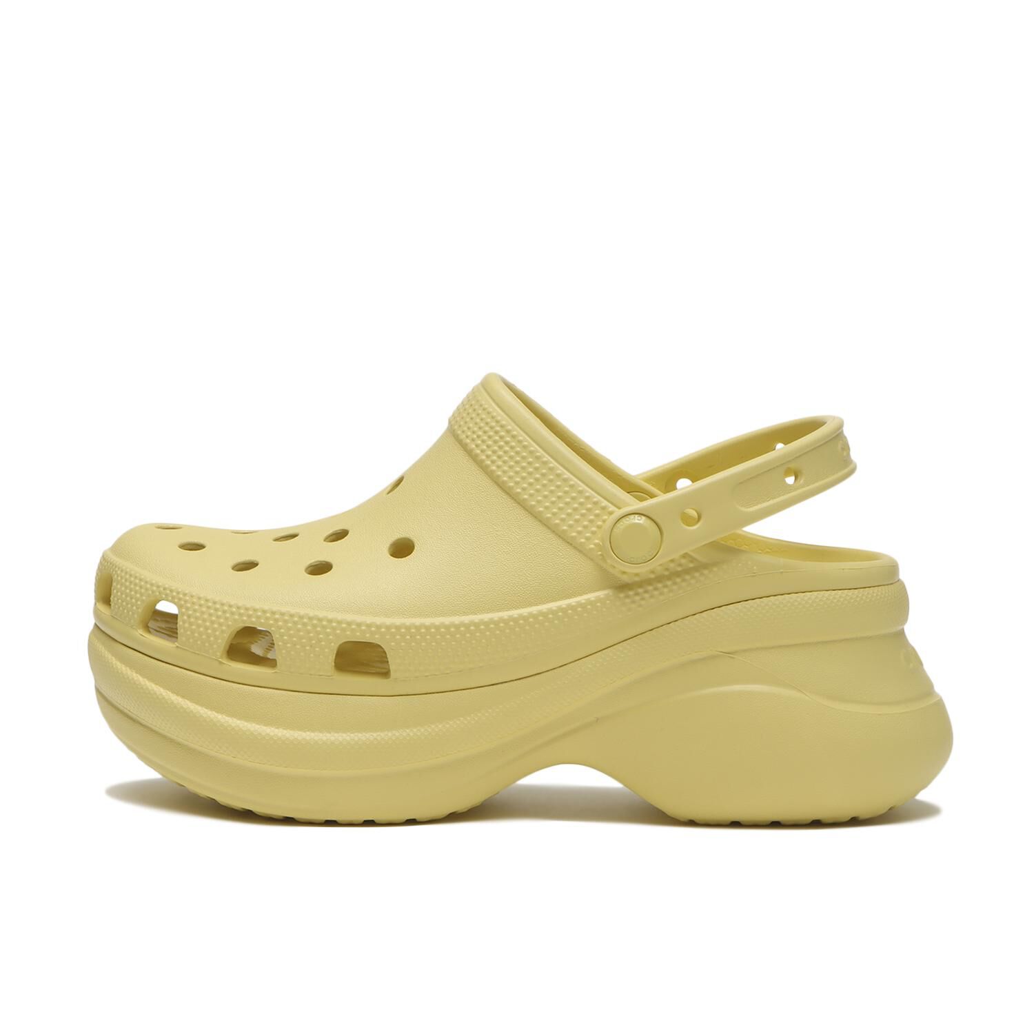 crocs「【crocs】CROCS CLASSIC BAE CLOG」|サンダル|イエロー