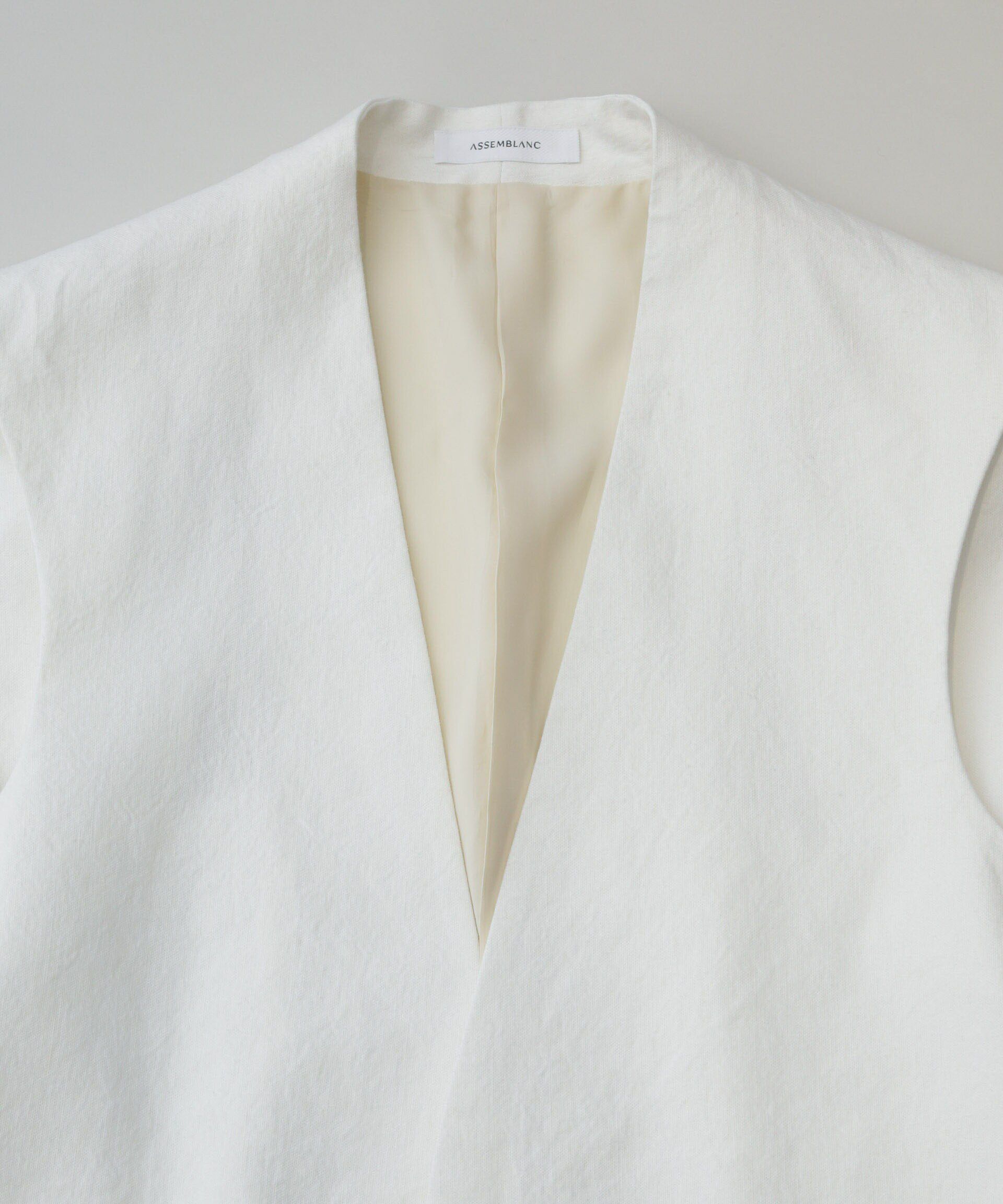 nano･universe「AB.コットン/リネンオックススリーブレスジャケット」|テーラードジャケット|