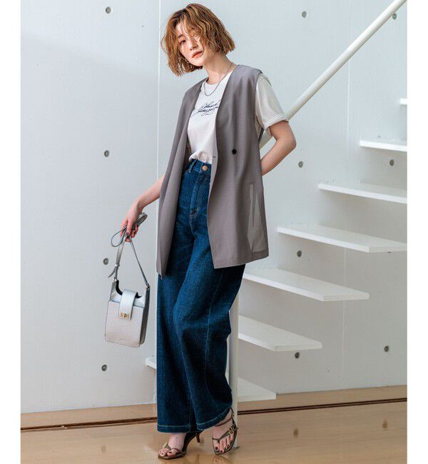 23区「【井波麻里衣さんコラボ】カリグラフィー 刺繍 Tシャツ」|Tシャツ・カットソー|