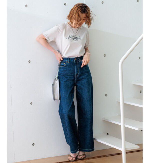 23区「【井波麻里衣さんコラボ】カリグラフィー 刺繍 Tシャツ」|Tシャツ・カットソー|