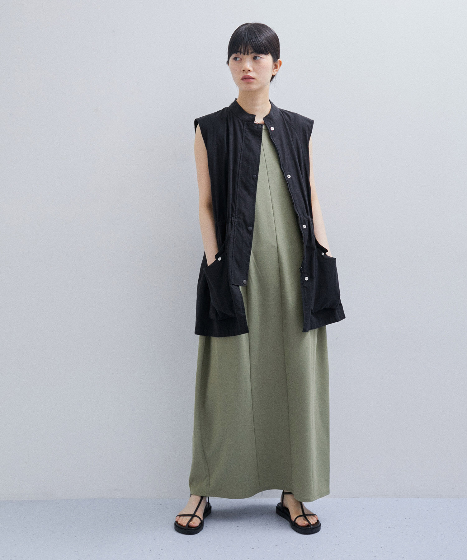 ADAM ET ROPE'「サイドギャザーカットワンピース」|ワンピース|