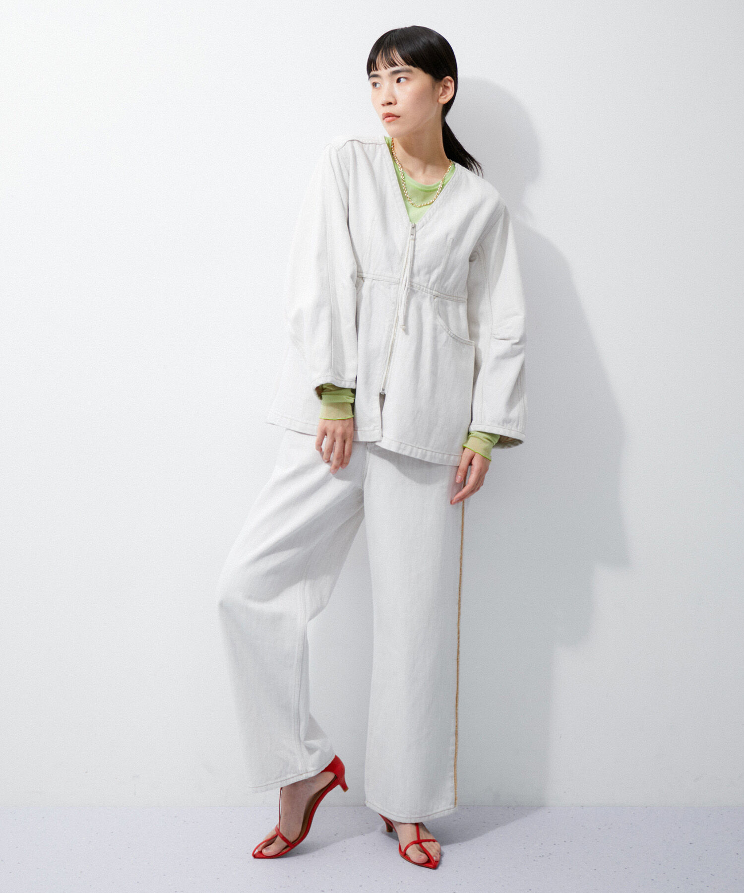 ADAM ET ROPE'「【サステナブル】ナロークロスストラップサンダル」|サンダル|