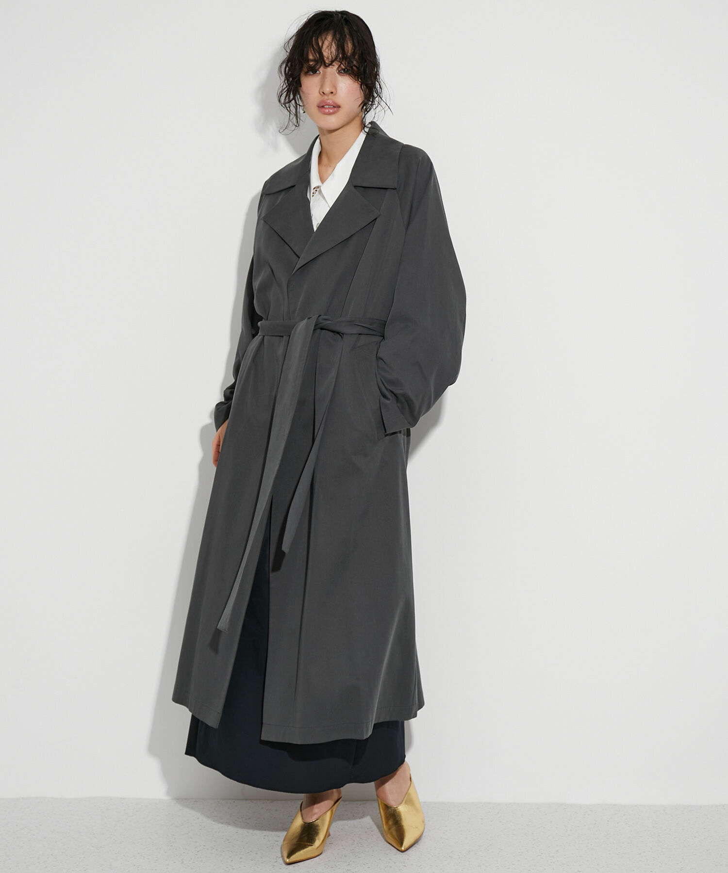 ADAM ET ROPE'「ミニマルオーバートレンチコート」|トレンチコート|ブラック(01)