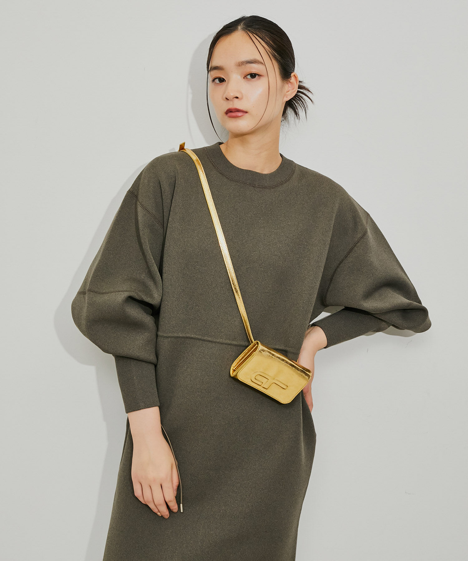 ADAM ET ROPE'「【一部WEB限定カラー】ウォレットマルチロゴショルダー」|ショルダー・メッセンジャー|