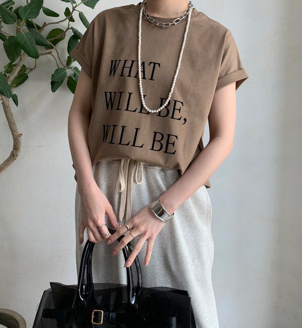  「【WEB限定】 汗染み防止加工フロッキーロゴTEE」|Tシャツ・カットソー|ベージュ