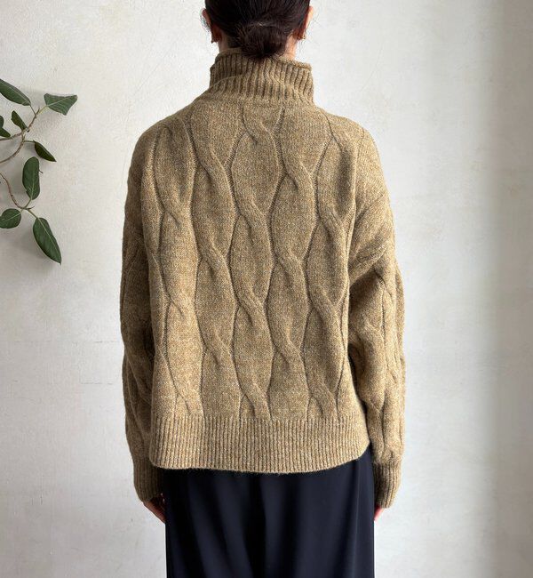  「【WEB限定】ケーブル柄ハイネックプルオーバー」|ニット・セーター|