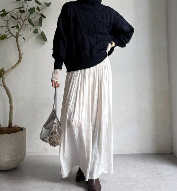  「【WEB限定】ケーブル柄ハイネックプルオーバー」|ニット・セーター|