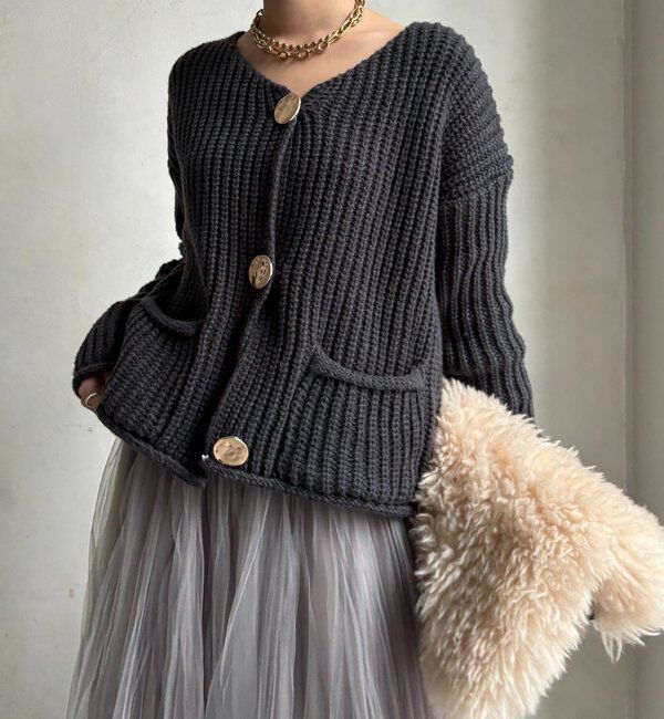  「メタルビッグボタンローゲージカーディガン」|カーディガン|チャコールグレー