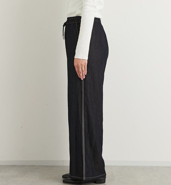  「《楽な履き心地》シャイニーデニムワイドパンツ」|デニム|