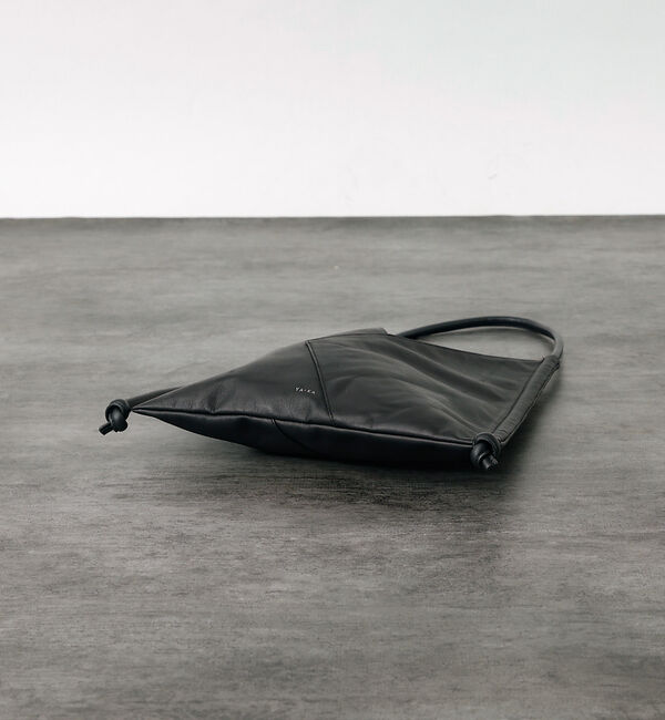 Rouge vif「【YArKA/ヤーカ】ワンハンドル トートバッグ / 本革 / レザー / ブラ」|ショルダー・メッセンジャー|