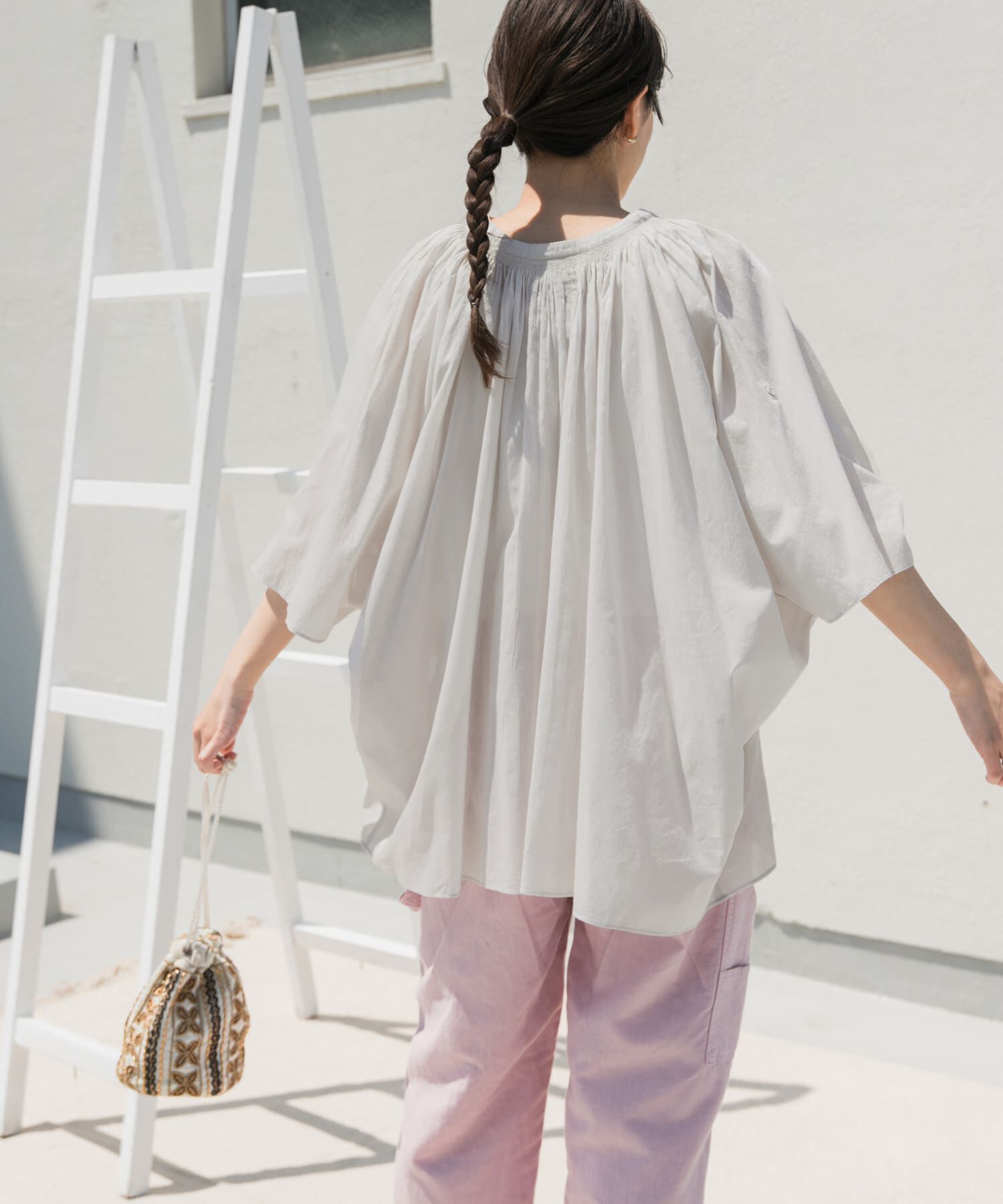 URBAN RESEARCH DOORS「コットンボイルロールアップスリーブブラウス」|シャツ・ブラウス|