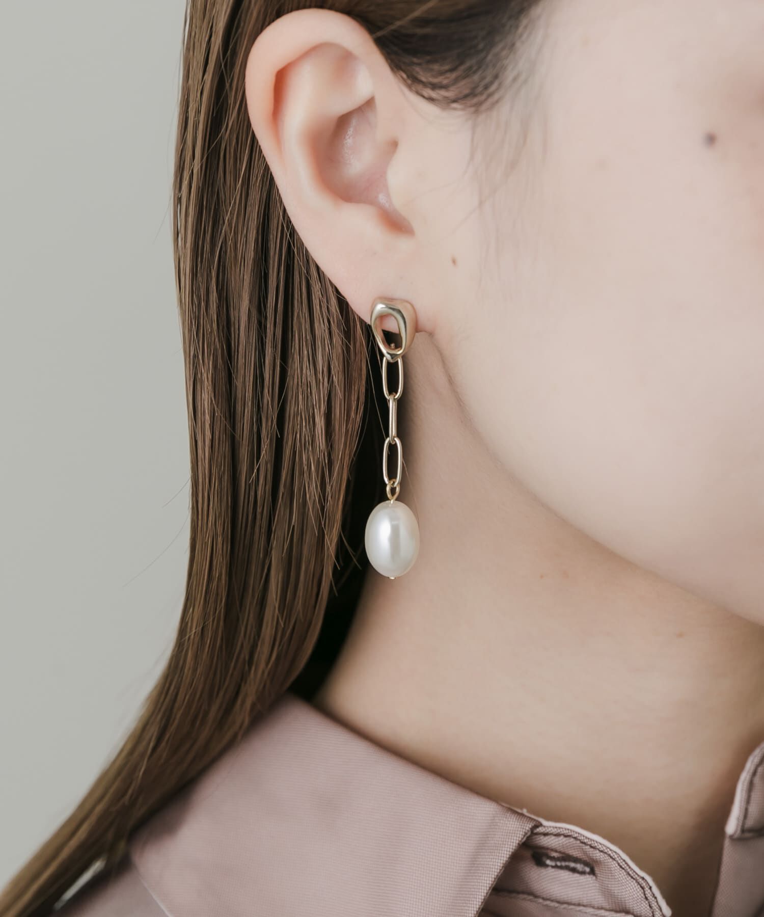 SMELLY「アシメパールスウェイピアス」|ピアス|