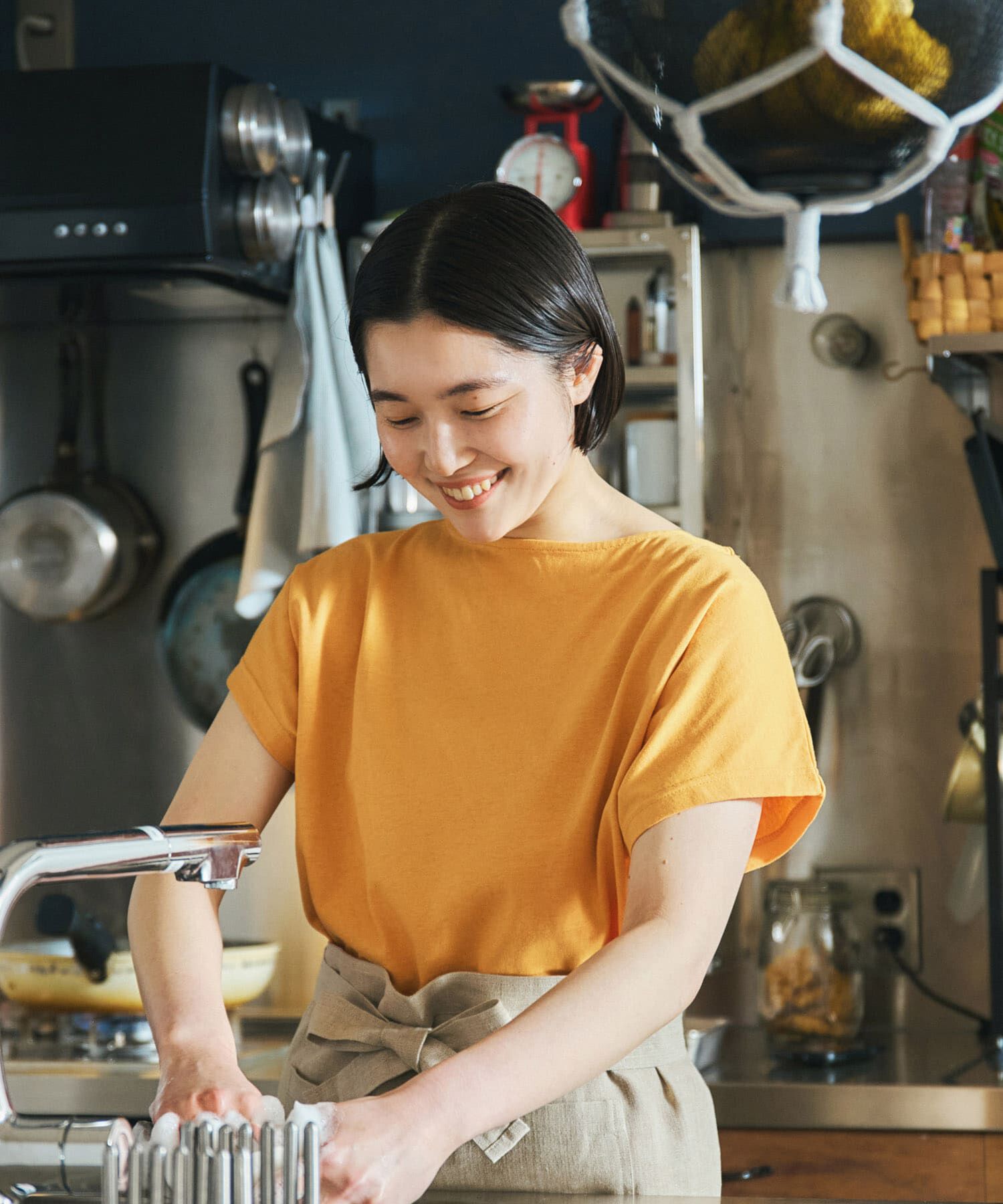 URBAN RESEARCH DOORS「add fabrics オーバーフレンチTシャツ」|Tシャツ・カットソー|オレンジ