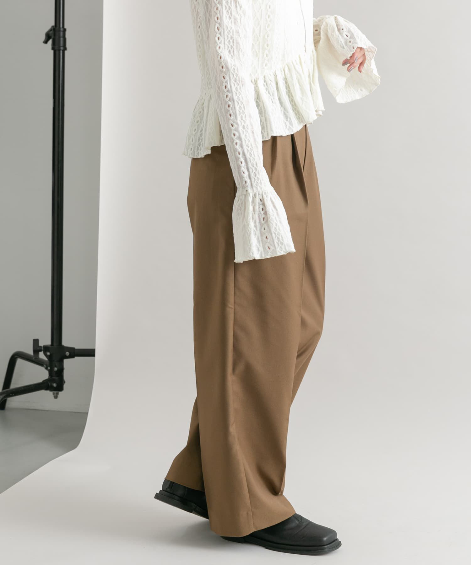  「『2サイズ展開』タックストレートスラックス」|その他|