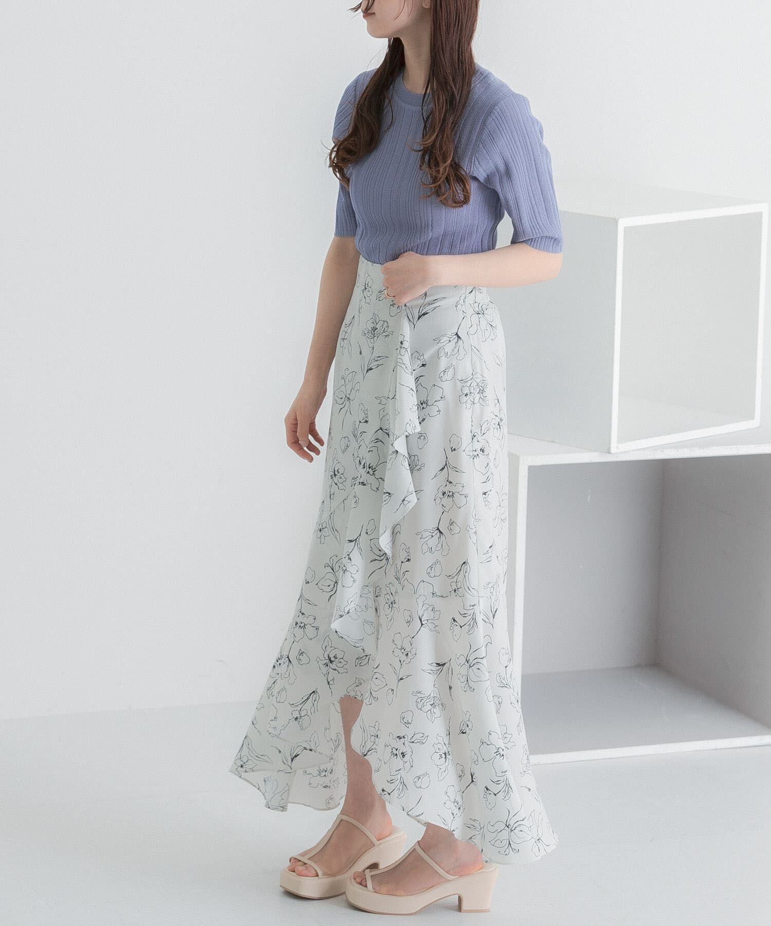 SENSE OF PLACE by URBAN RESEARCH「フラワープリントフリルスカート」|スカート|