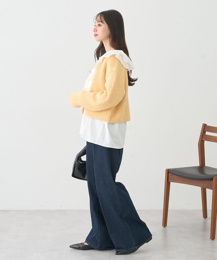 earth music&ecology「【WEB限定】ゴールド釦ショートニットカーディガン」|カーディガン|