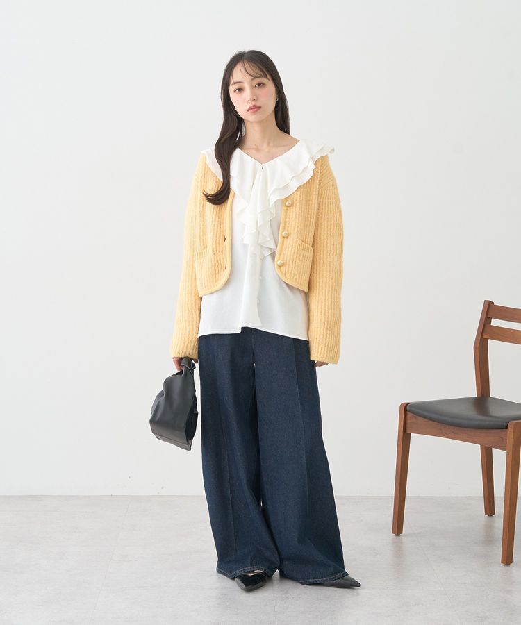 earth music&ecology「【WEB限定】ゴールド釦ショートニットカーディガン」|カーディガン|