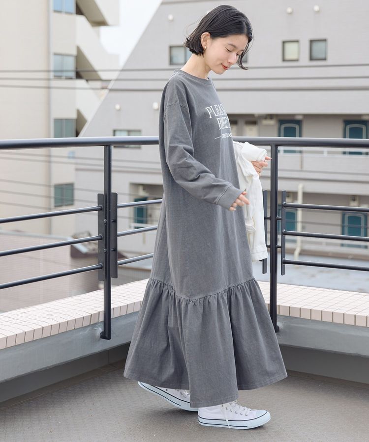 AMERICAN HOLIC「丈違いロゴティアードカットワンピース」|ワンピース|Charcoal Gray