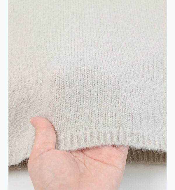 ur's「【星玲奈さんコラボアイテム】ウールブレンドオフショルダーニット」|ニット・セーター|