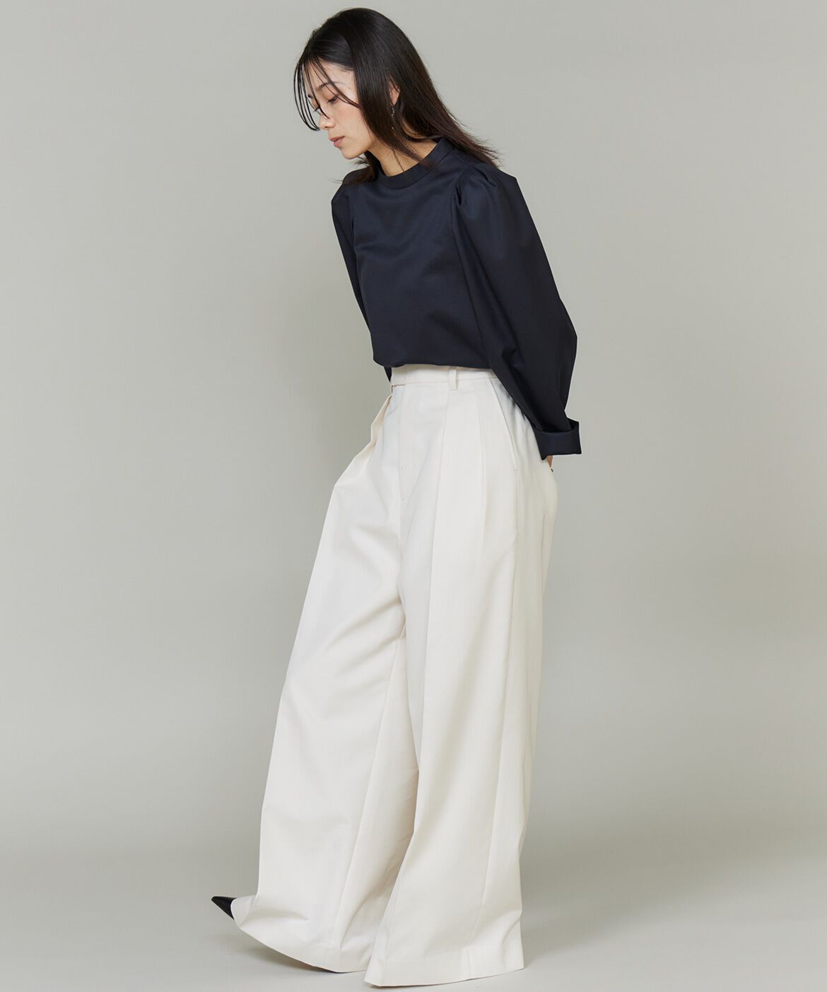 INED「《三尋木奈保コラボ・Oggi12月号掲載》盛り袖ブラウス」|シャツ・ブラウス|