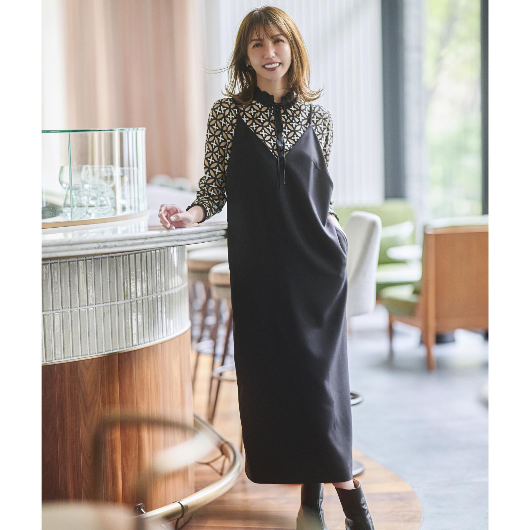 DRESSTERIOR「【モデル美香&times;DRESSTERIOR】コラボレーション オーバーラップサークルブラウス」|シャツ・ブラウス|