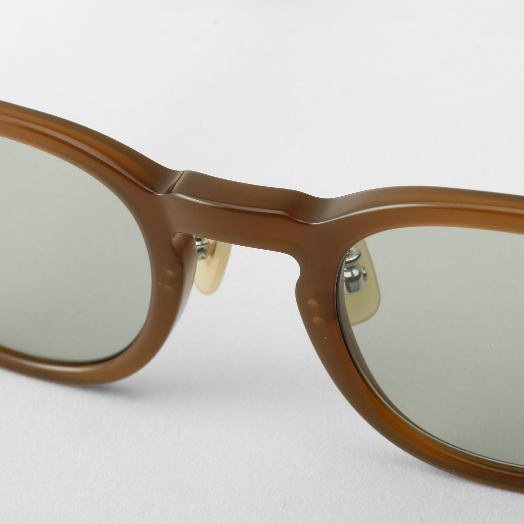 TAKEO KIKUCHI「【TAKEO KIKUCHI &times; THE BEDFORD HOTEL】ウェリントンフレーム サングラ」|メガネ|