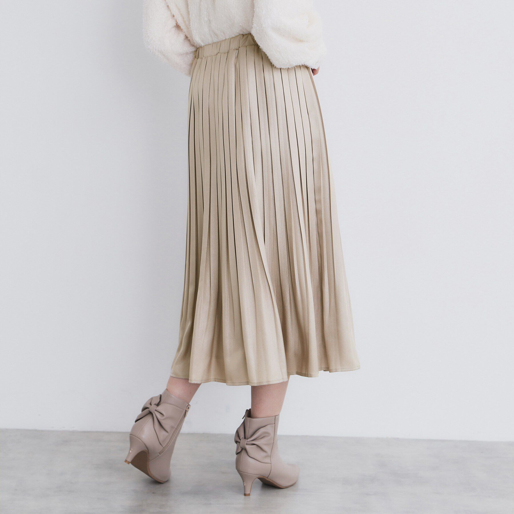index「シャイニーサテンプリーツスカート【洗濯機洗い可/防シワ】」|スカート|