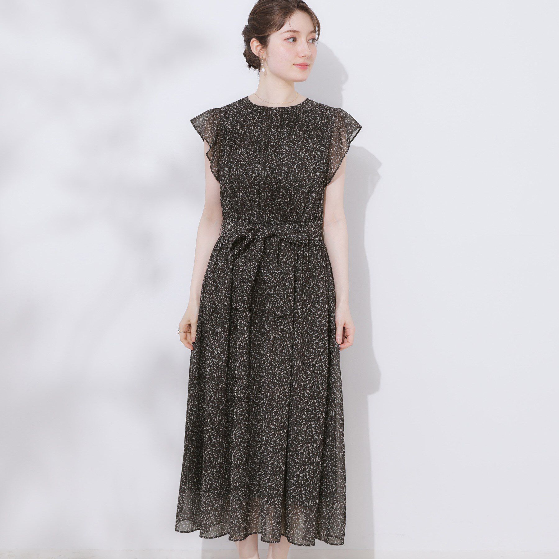 Couture broach「【一枚で着映える・楽ちん・ドライタッチ】フリルスリーブワンピース」|ワンピース|