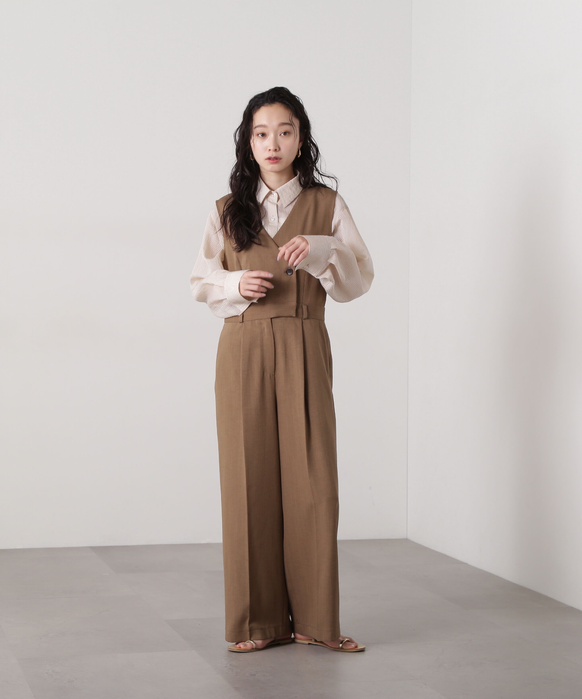  「Vカラーダブルオールインワン」|ワンピース|