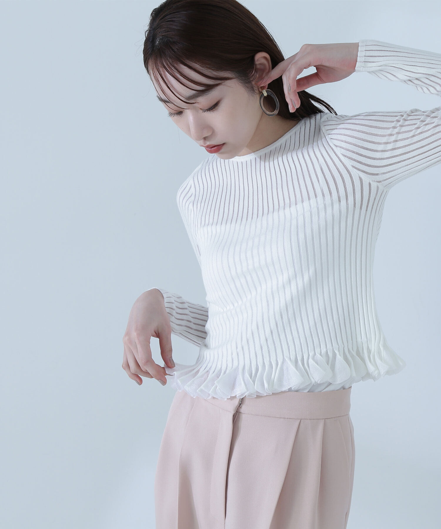  「シアーフリルヘムリブニット」|ニット・セーター|