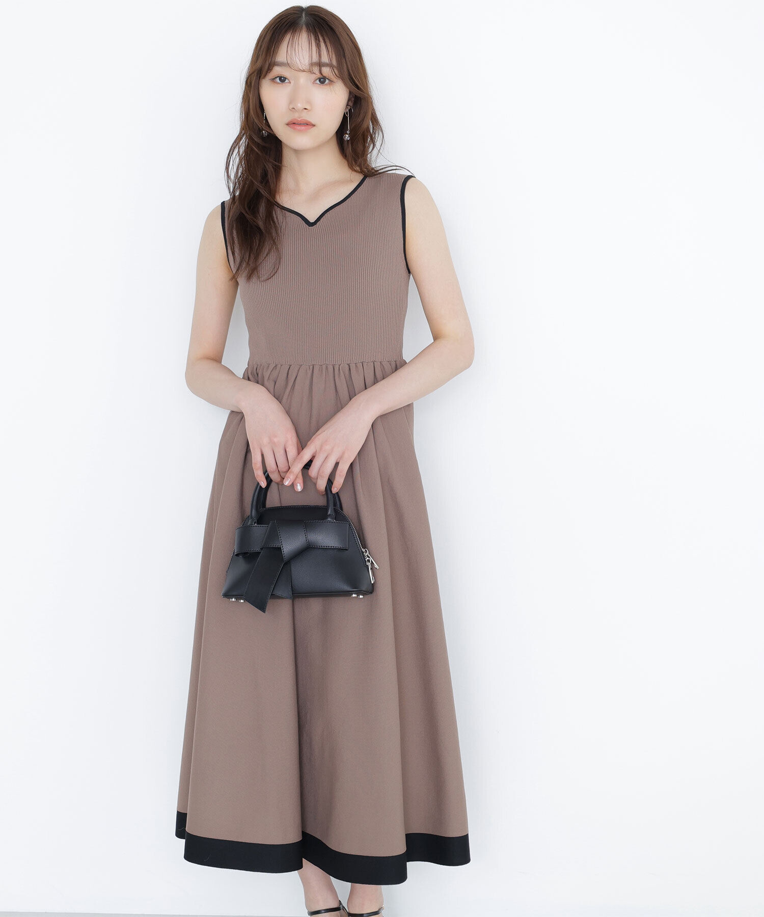  「バイカラーニュアンスネックニットワンピース」|ワンピース|