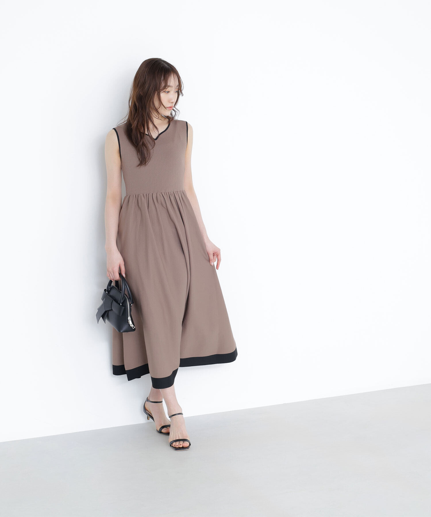  「バイカラーニュアンスネックニットワンピース」|ワンピース|