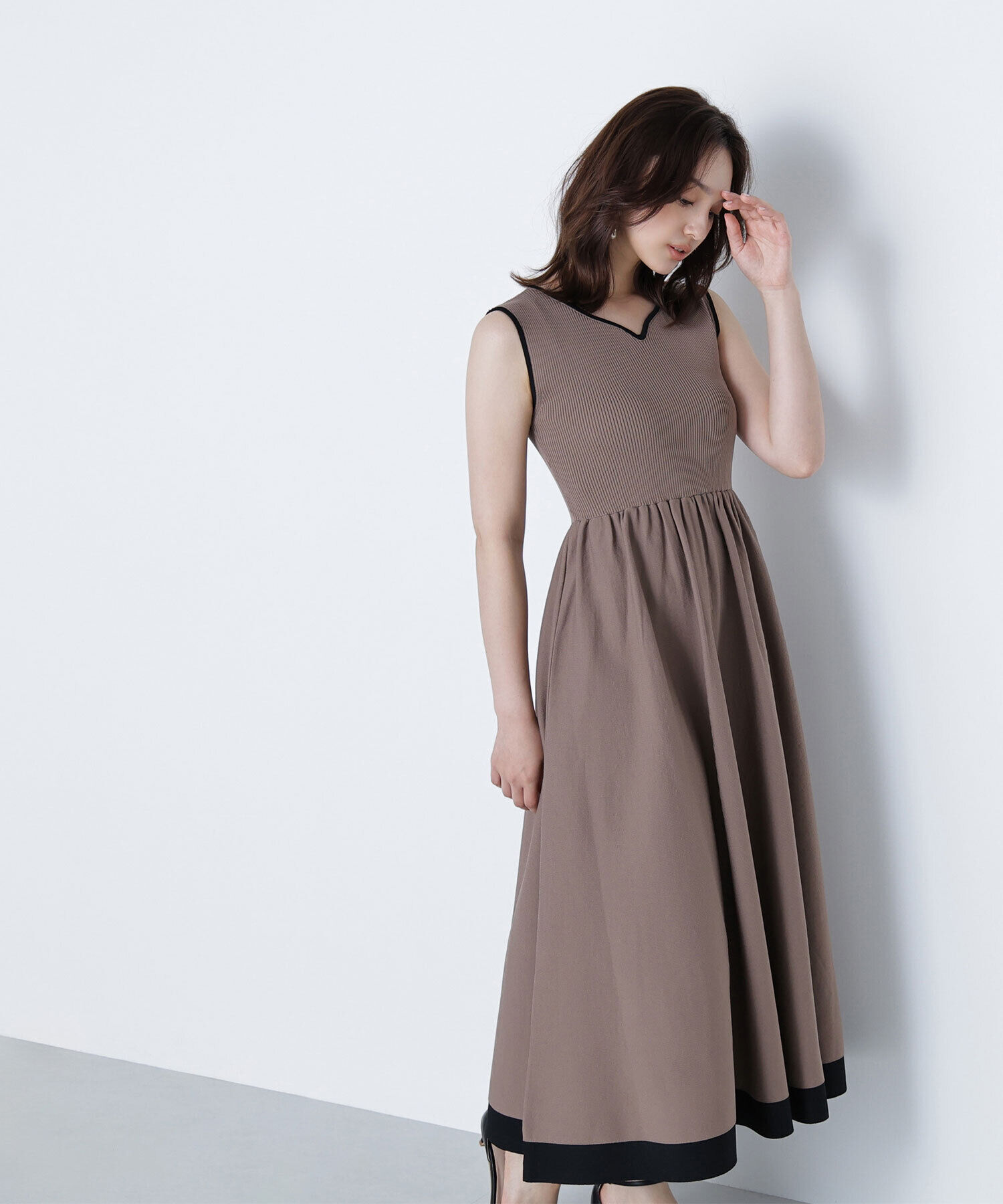  「バイカラーニュアンスネックニットワンピース」|ワンピース|