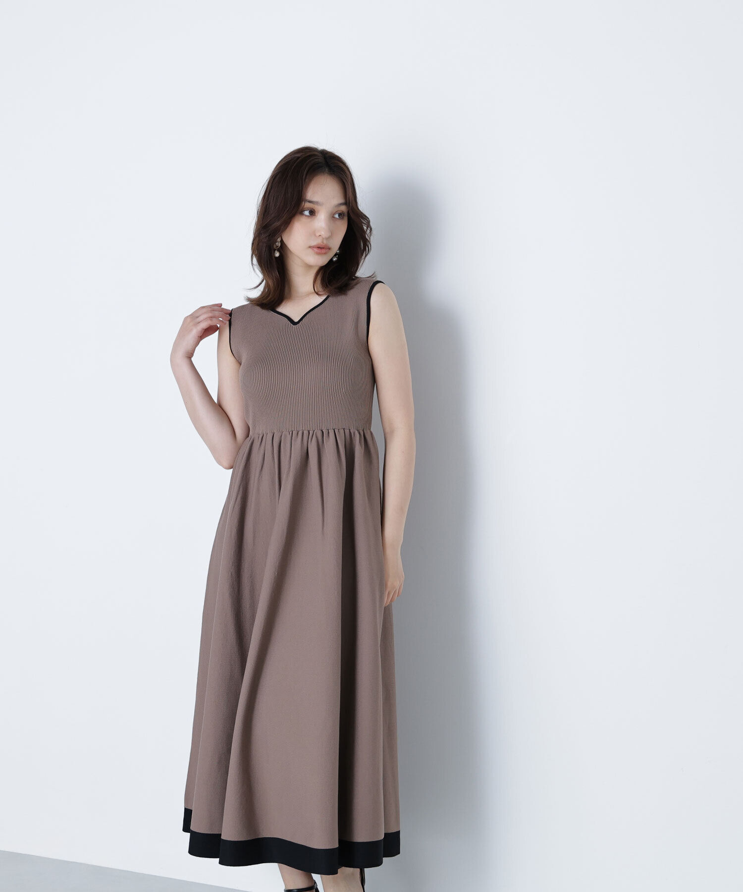  「バイカラーニュアンスネックニットワンピース」|ワンピース|