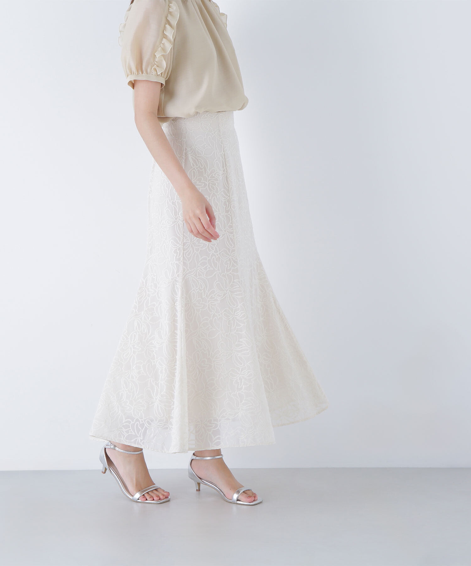  「フラワー刺繍マーメイドスカート」|スカート|