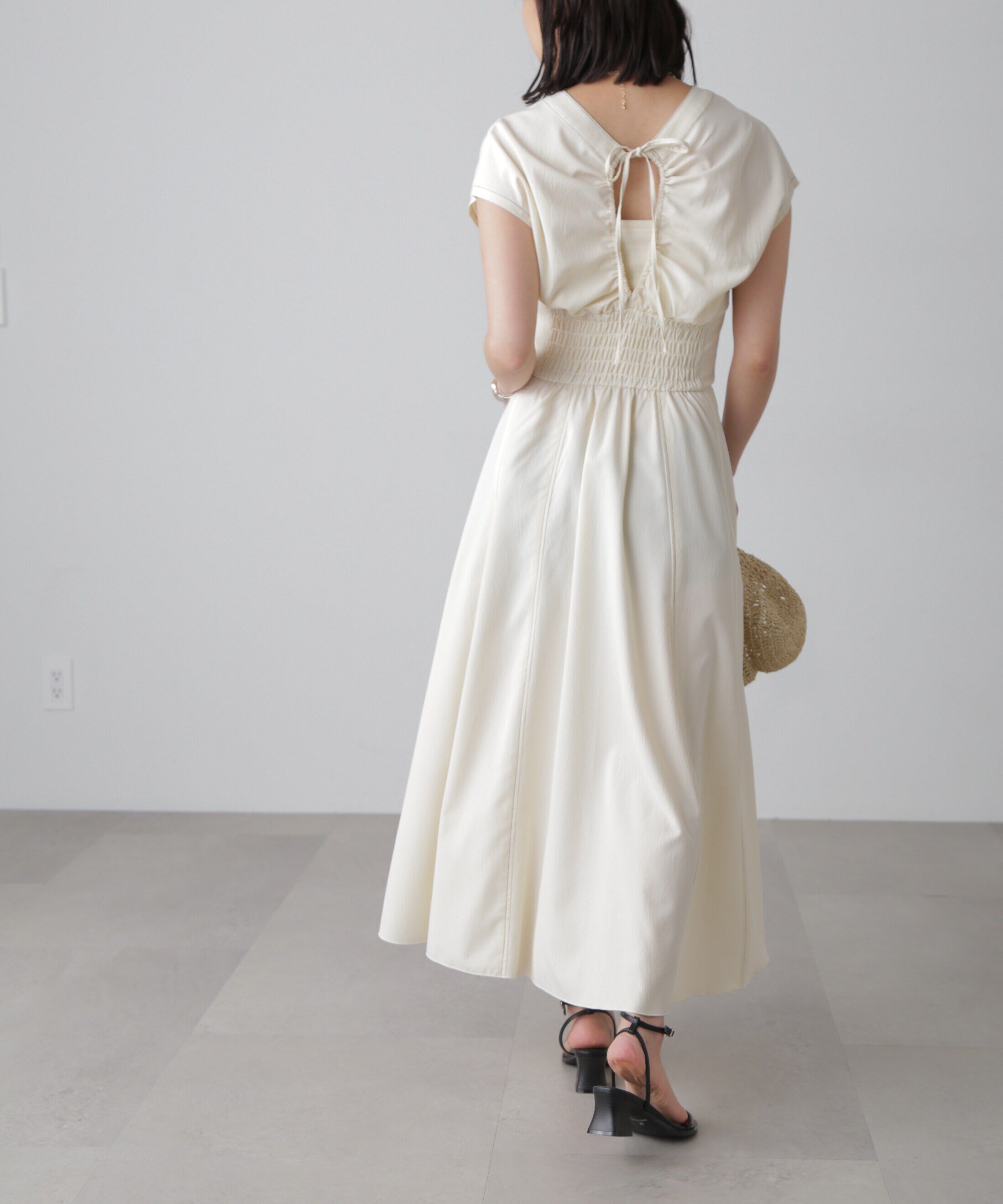  「ウエストシェイプ配色ステッチワンピース」|ワンピース|