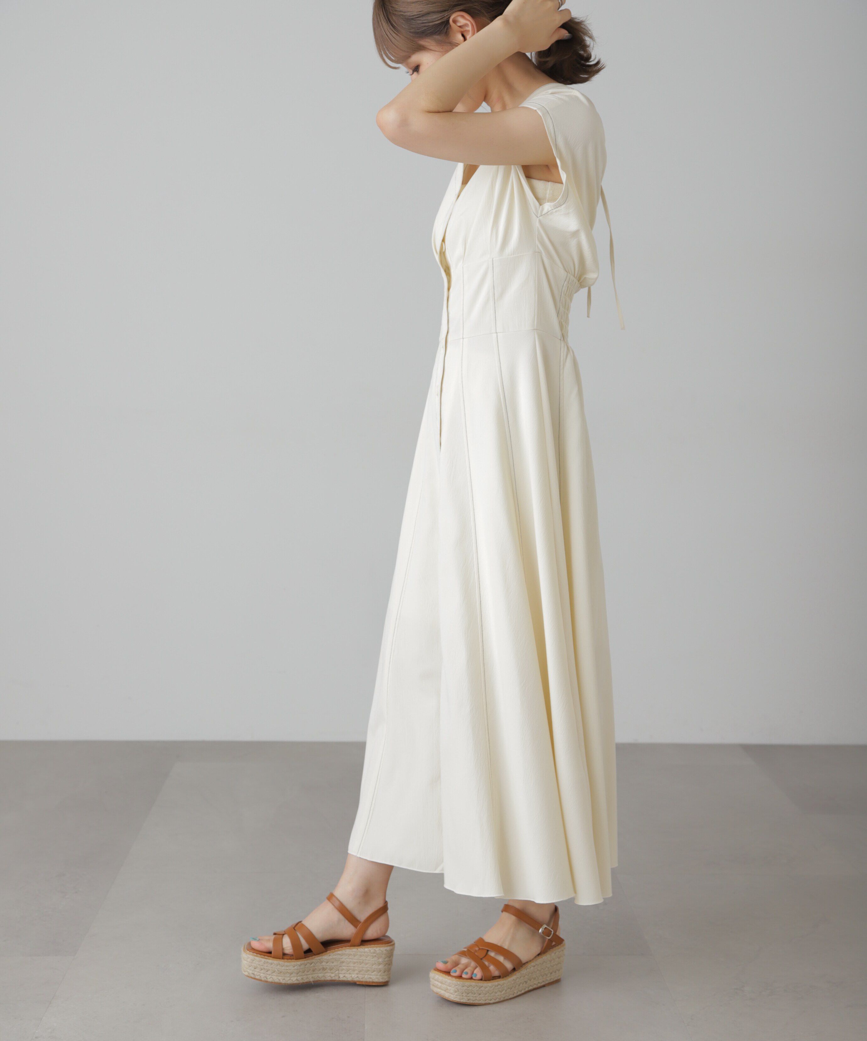  「ウエストシェイプ配色ステッチワンピース」|ワンピース|