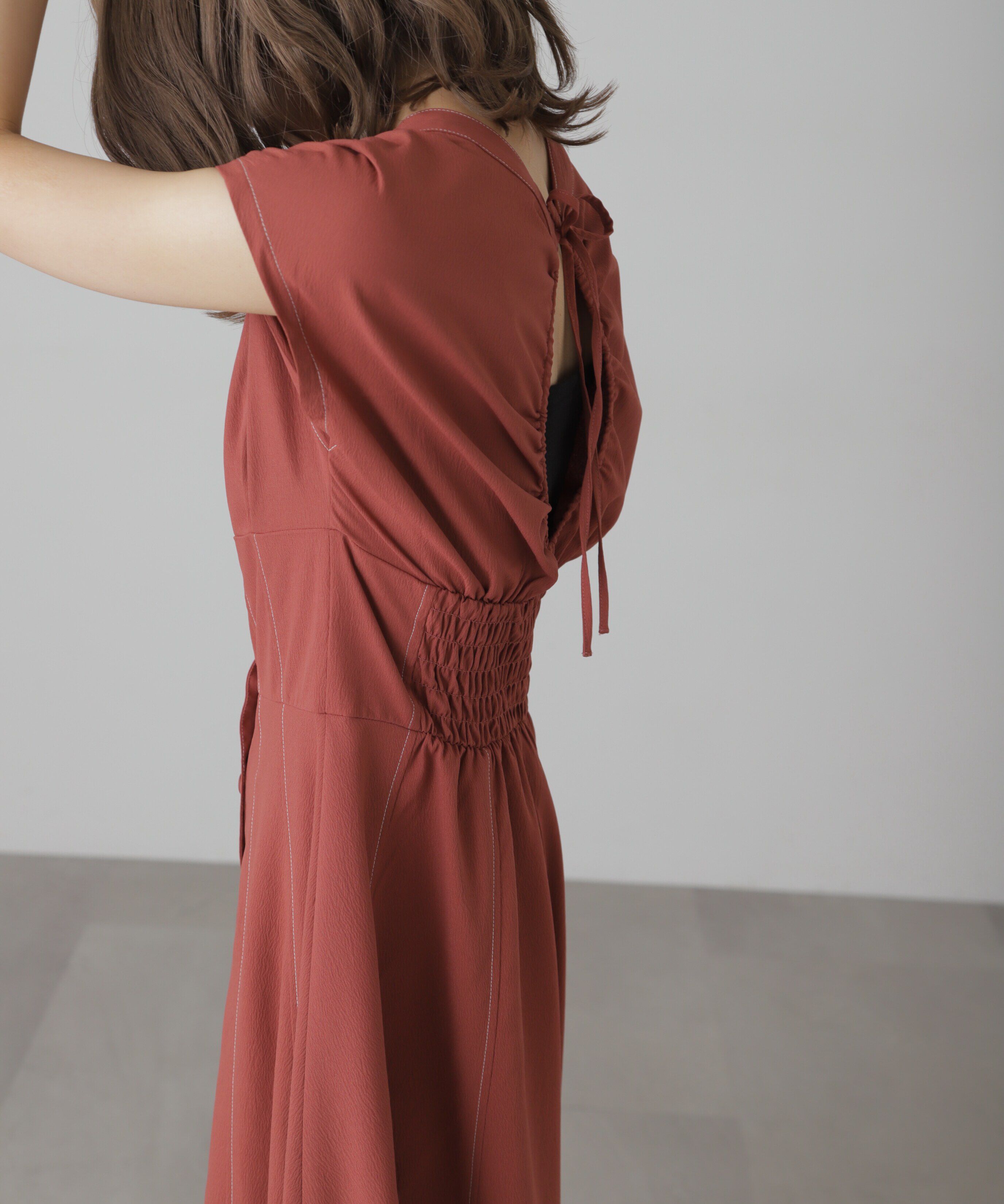  「ウエストシェイプ配色ステッチワンピース」|ワンピース|