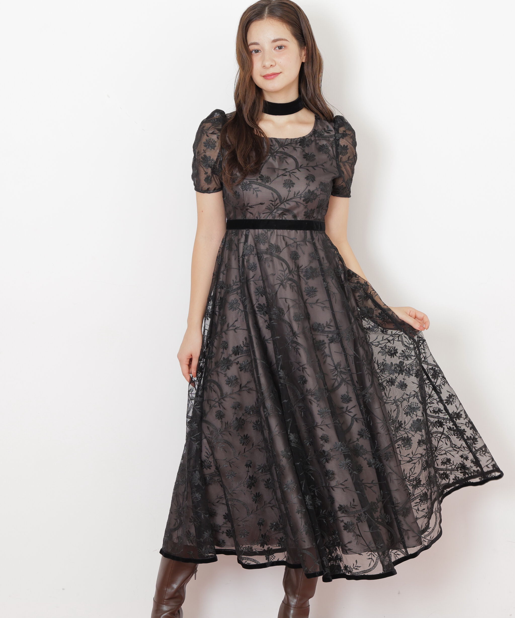  「＜ｍｉｋｕさんコラボ＞エンブロイダリーレースドレス」|ワンピース|