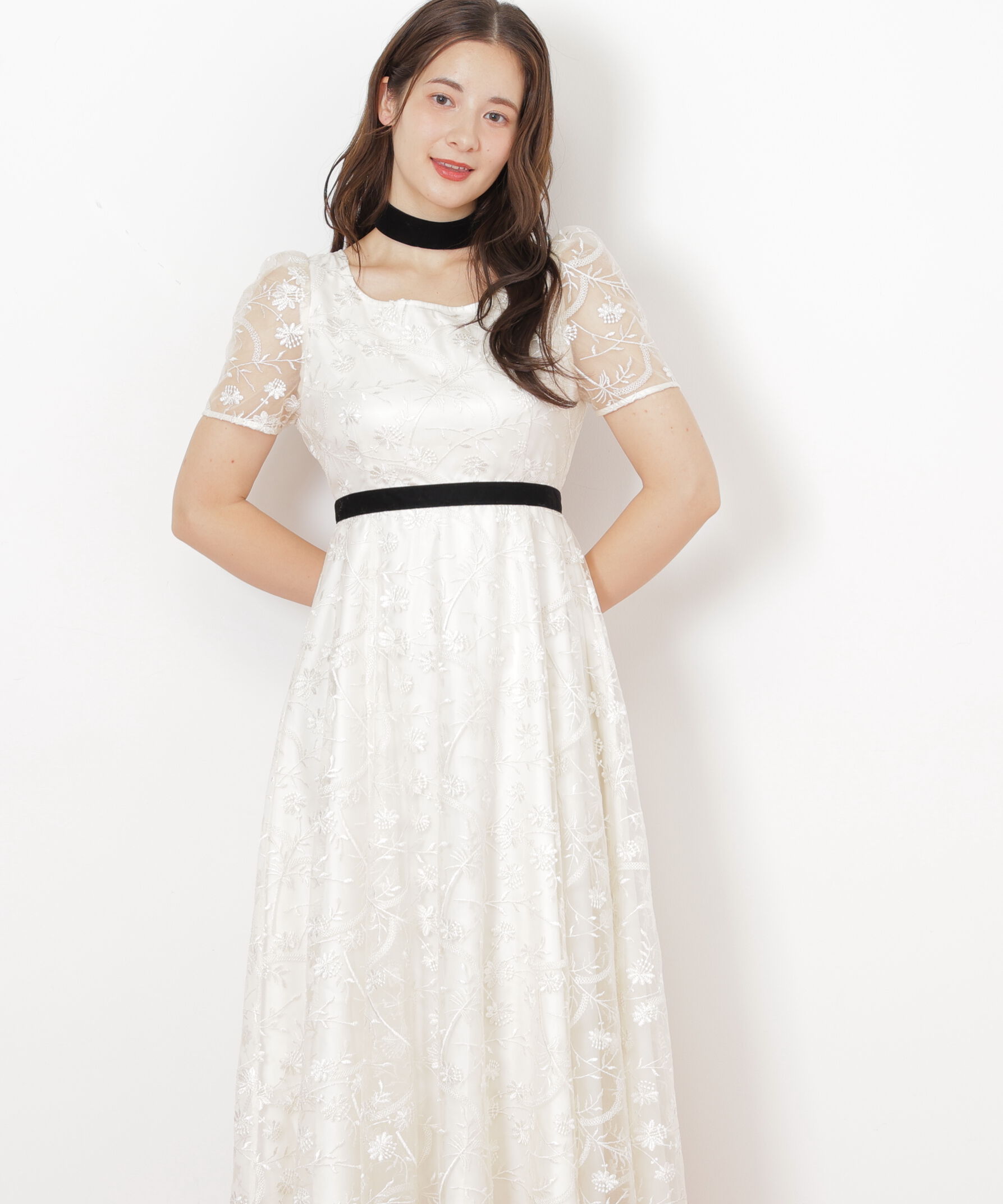  「＜ｍｉｋｕさんコラボ＞エンブロイダリーレースドレス」|ワンピース|