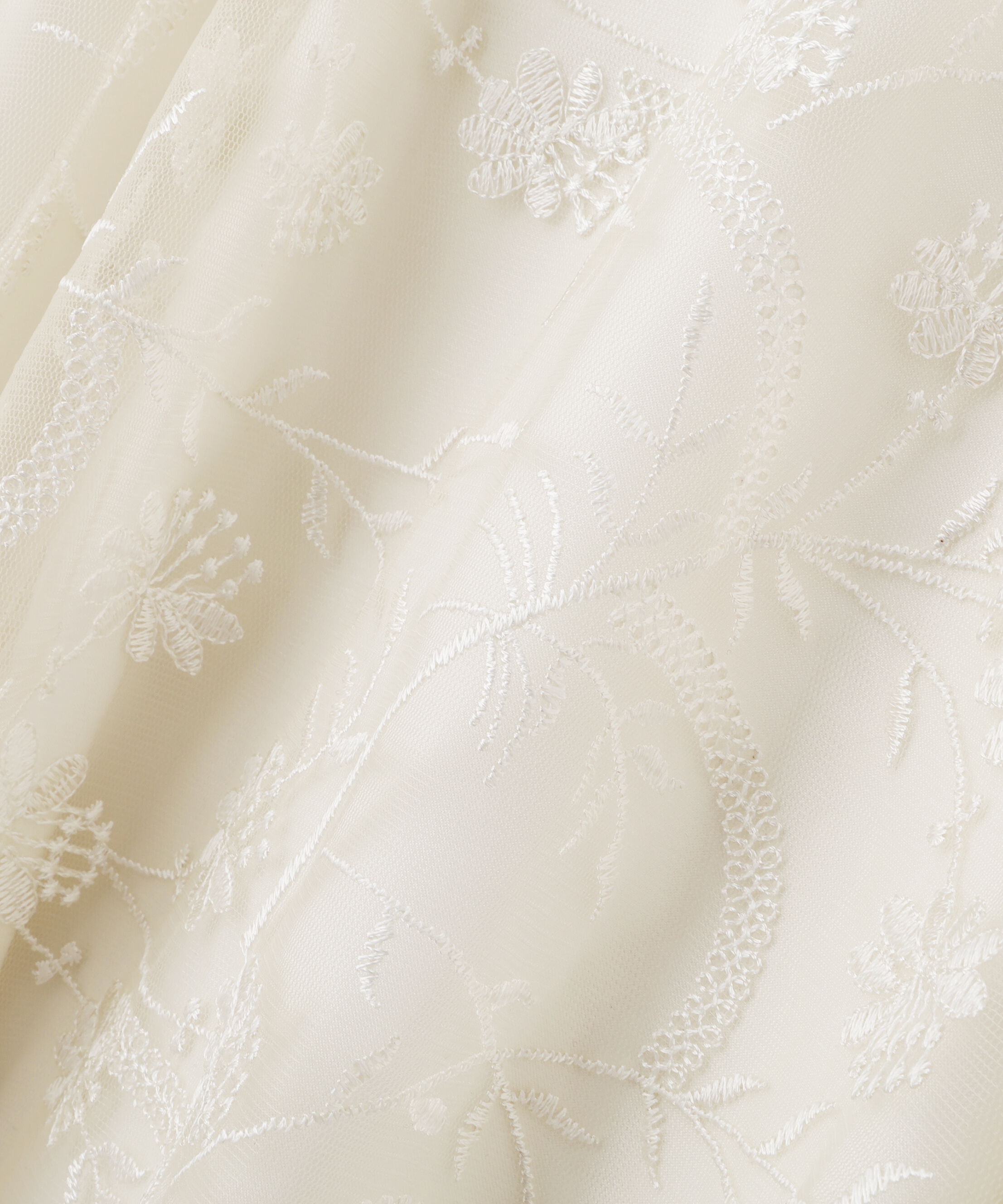  「＜ｍｉｋｕさんコラボ＞エンブロイダリーレースドレス」|ワンピース|