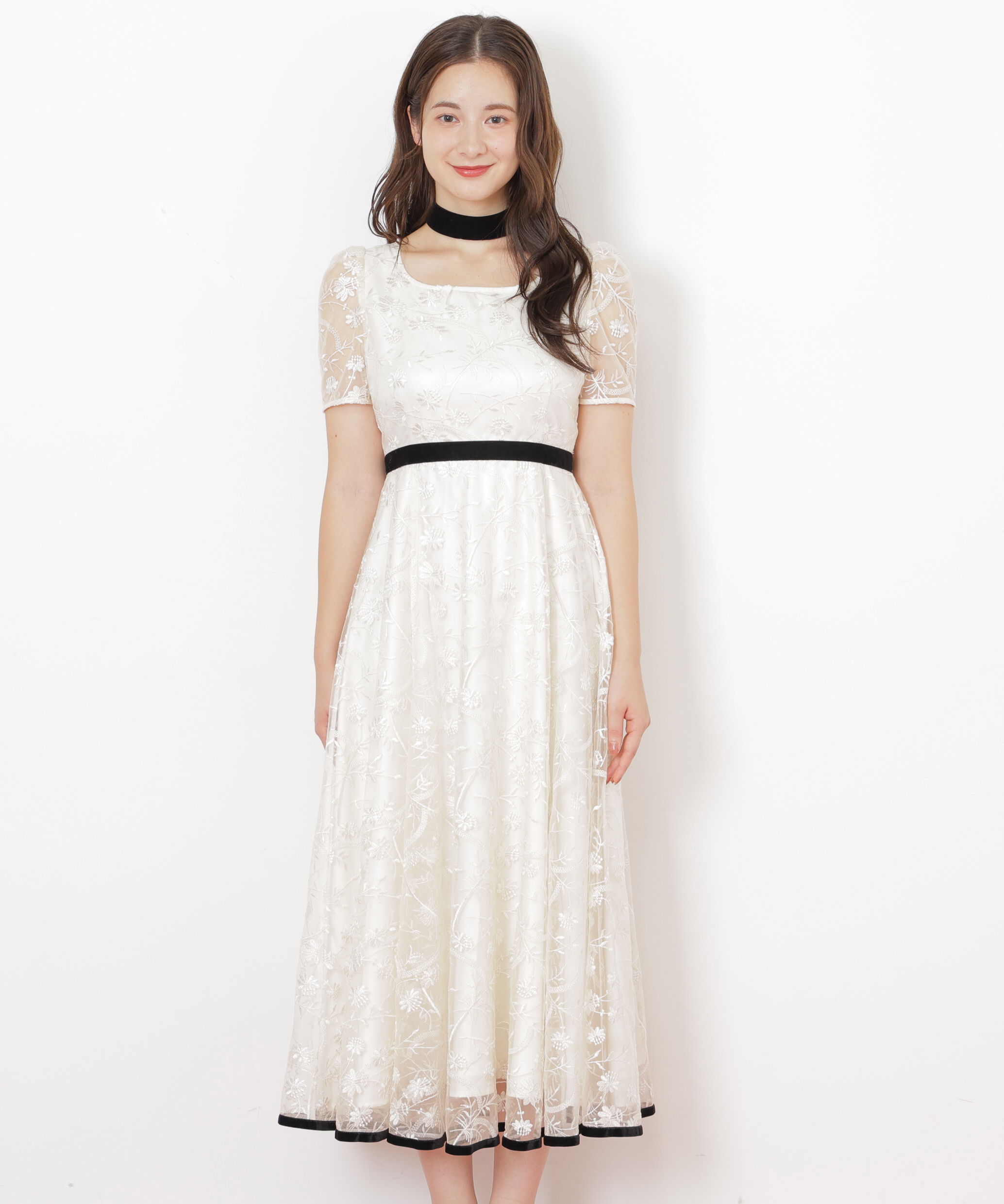  「＜ｍｉｋｕさんコラボ＞エンブロイダリーレースドレス」|ワンピース|