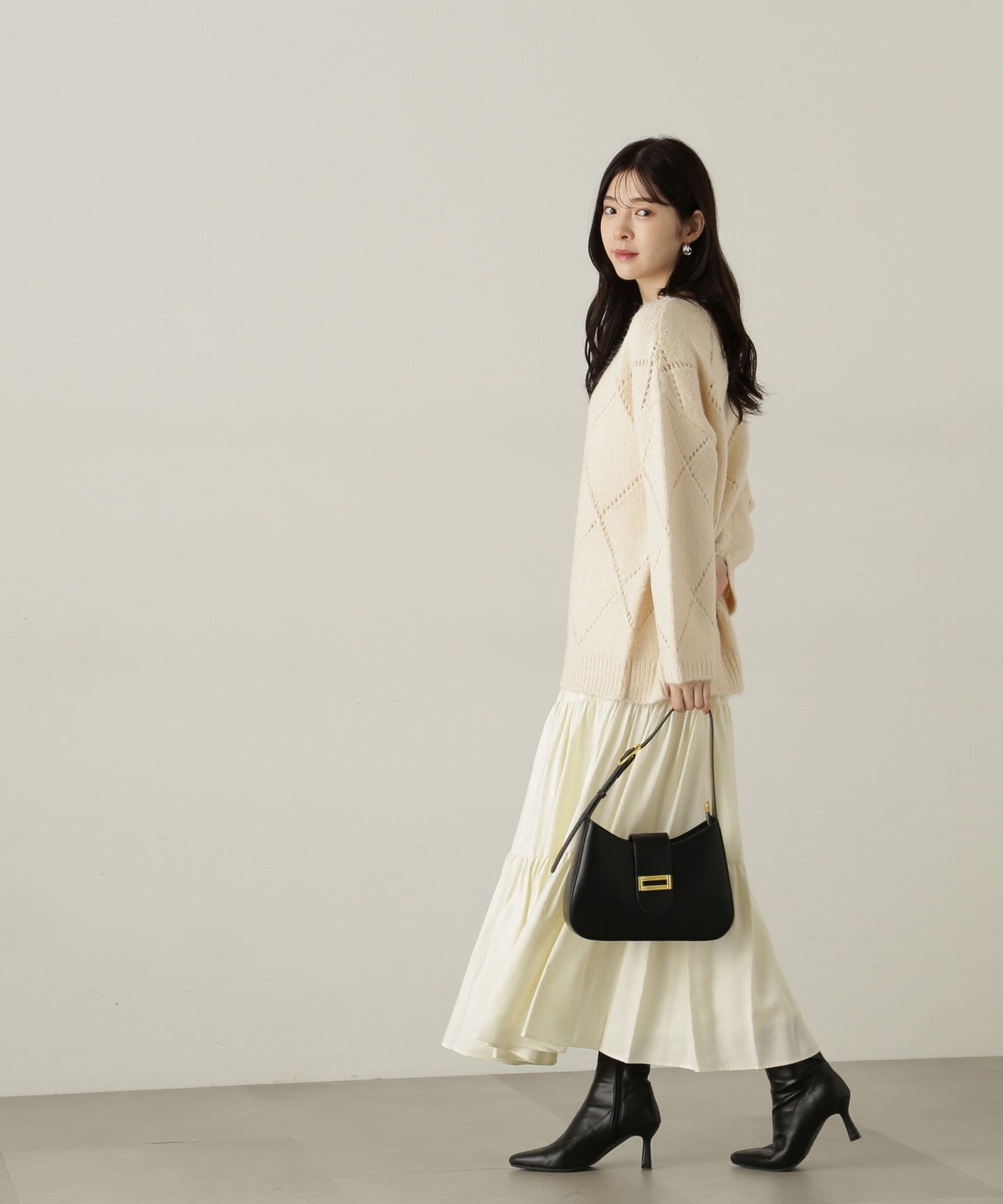 PROPORTION BODY DRESSING「パウダーサテンティアードスカート　24AW」|スカート|