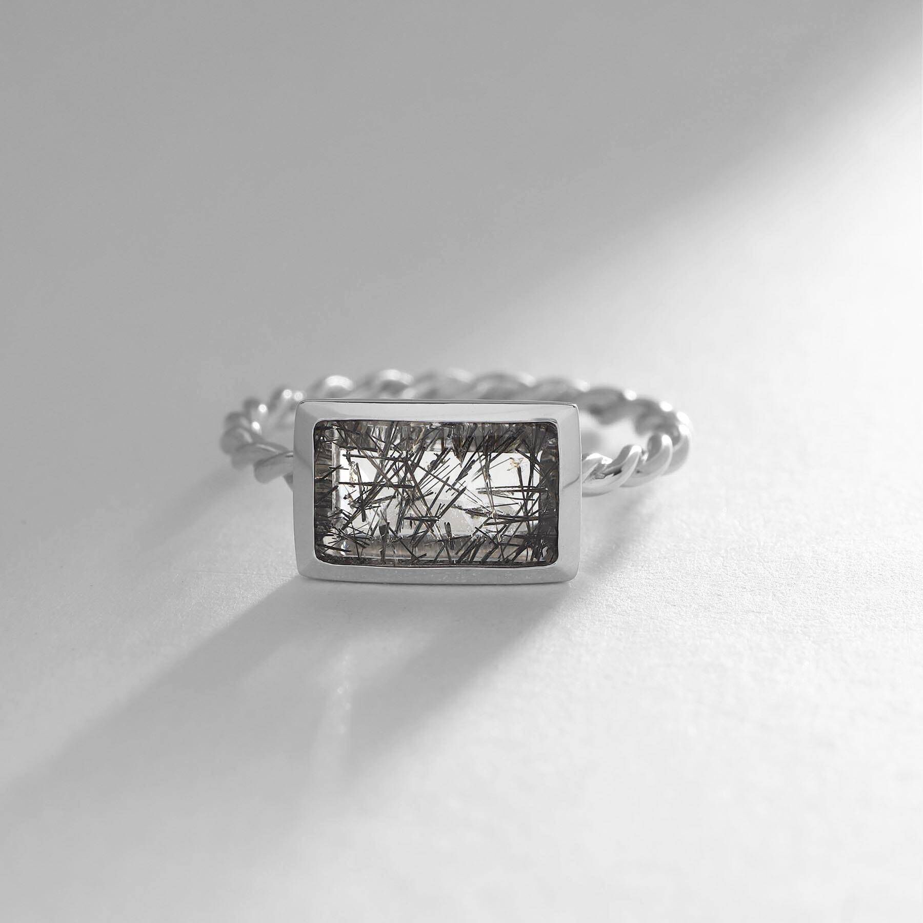 COCOSHNIK「K10トルマリンインクォーツ バフトップカット リング WG」|リング|