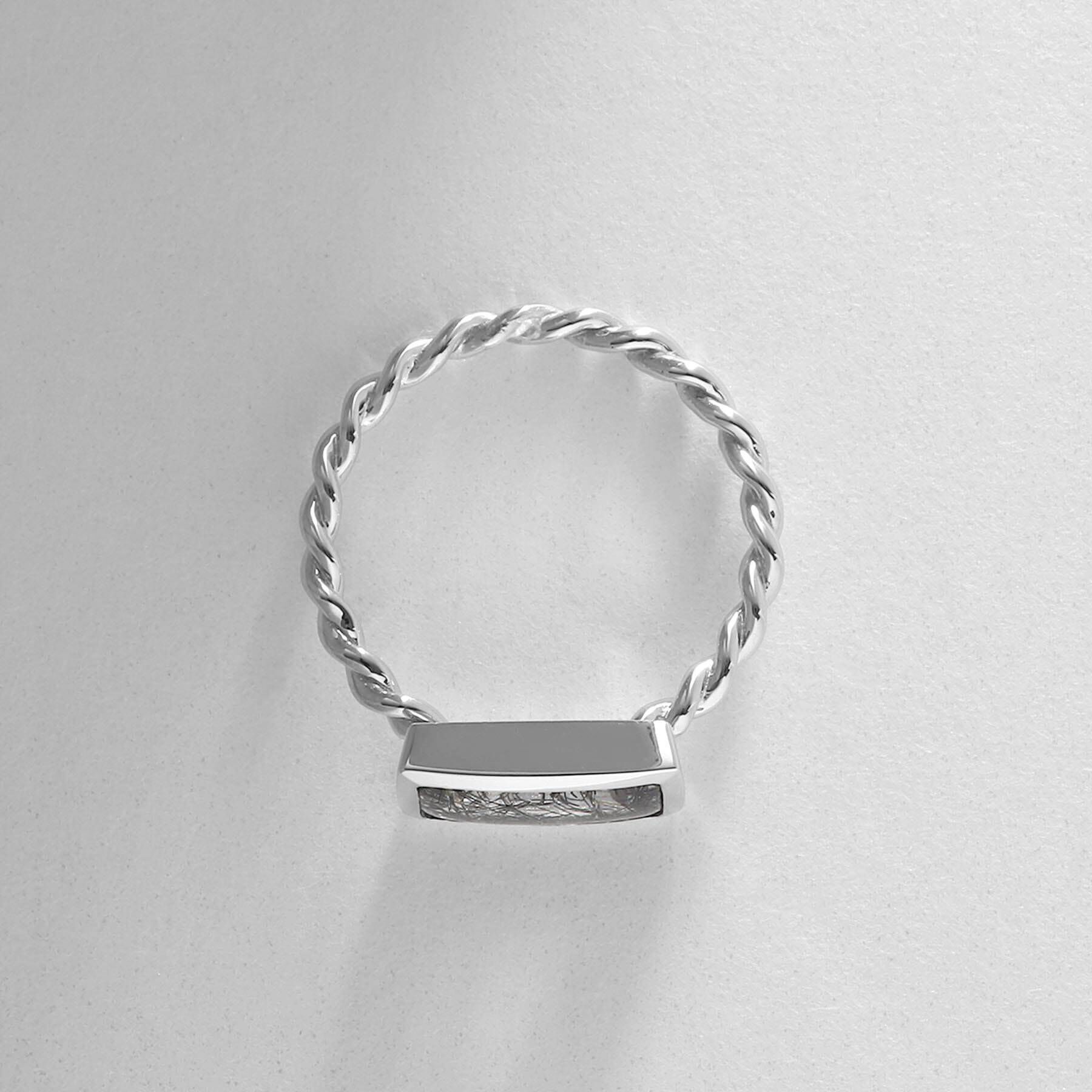 COCOSHNIK「K10トルマリンインクォーツ バフトップカット リング WG」|リング|