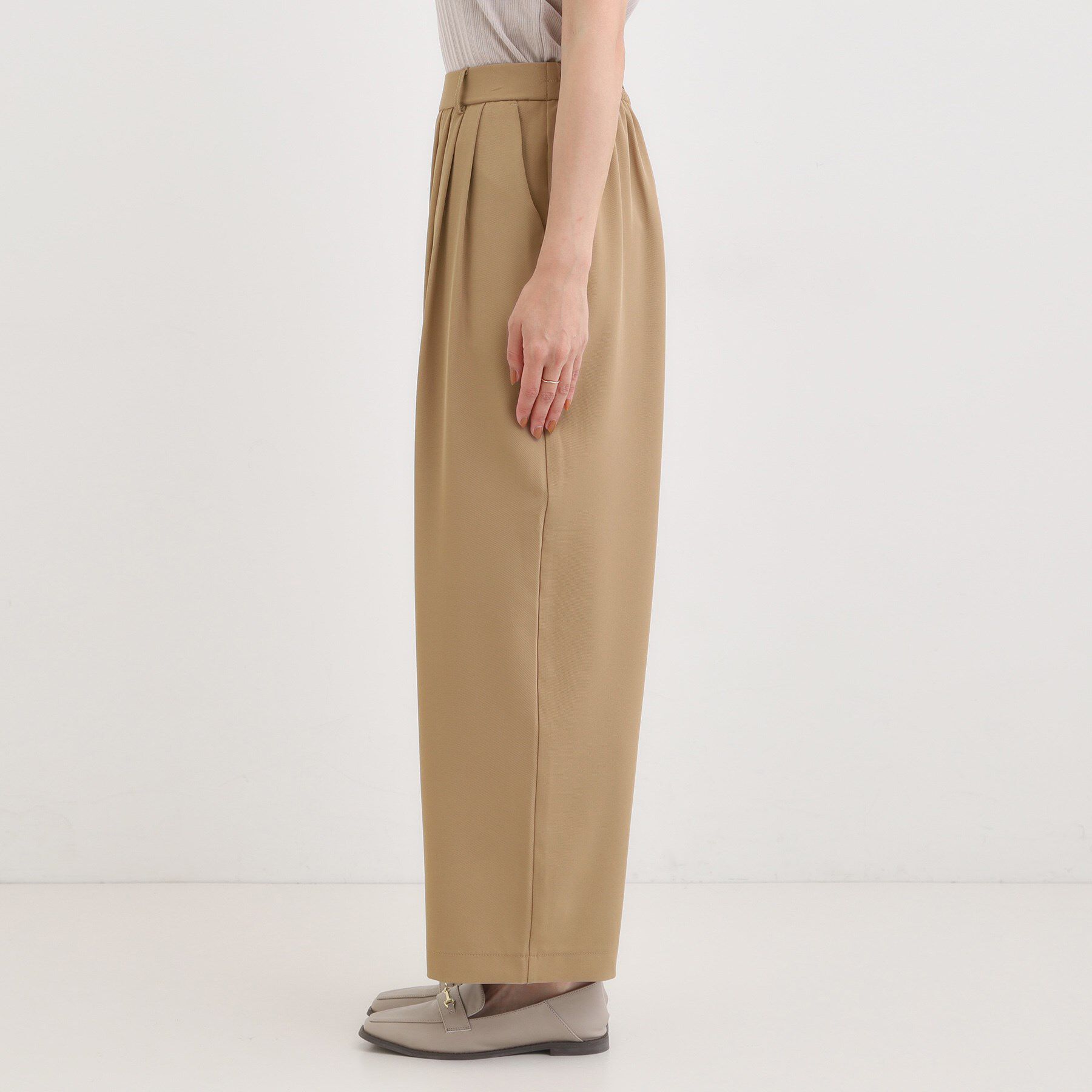 SHOO･LA･RUE「【S-LL/ひんやり】腰まわりや太ももを自然にカバー タックワイドパンツ」|その他|