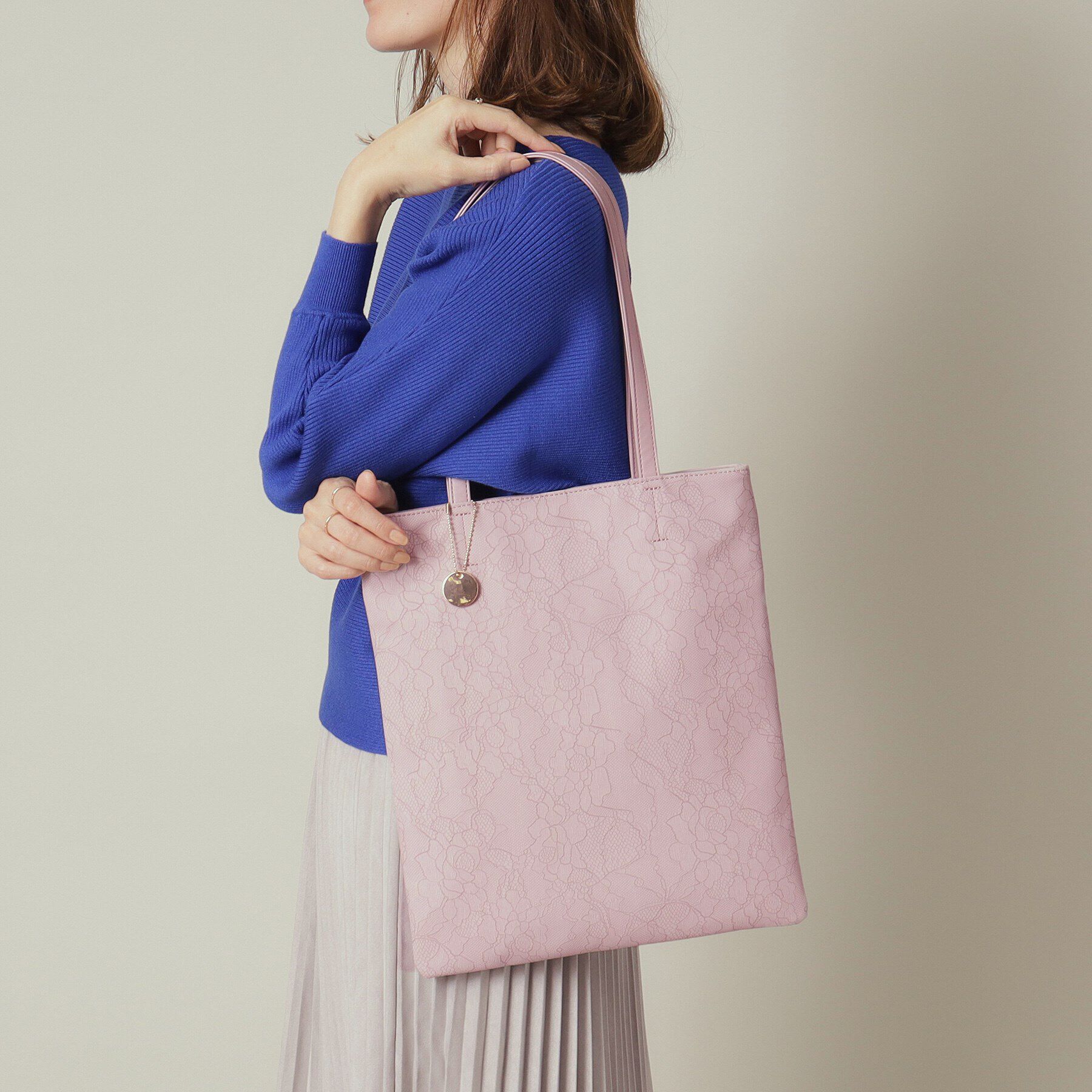 ITS&rsquo;DEMO「【A4対応】コインチャーム付薄マチトート」|トートバッグ|ラベンダー(180)