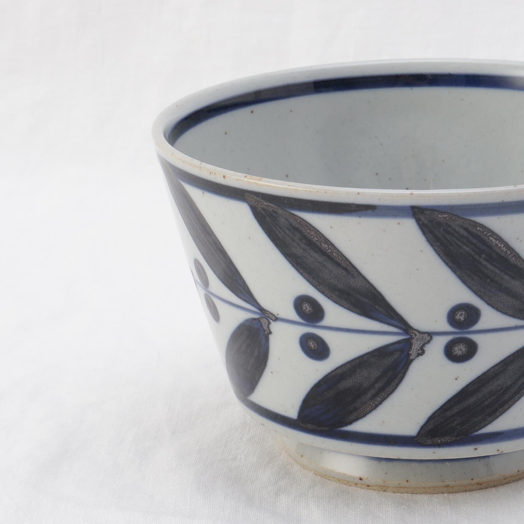 212 KITCHEN STORE「染付多用丼 大 藍の葉」|食器・キッチングッズ|