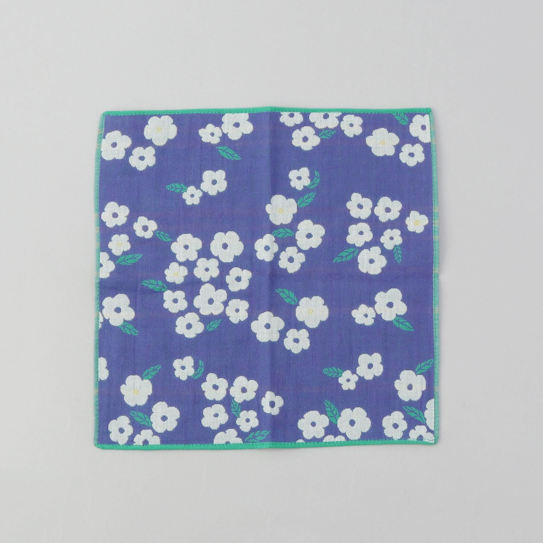 212 KITCHEN STORE「3重ガーゼハンカチ　白いお花ワンピ」|ハンカチ|